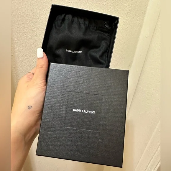 Authentic YSL bracelet full inclusion w/ box & dustbag - Picture 4 of 4